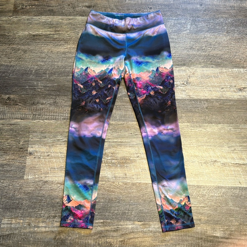 Mossimo mountain leggings